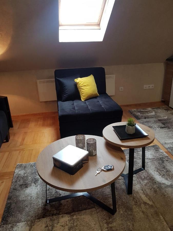 Kraljevi Cardaci, Apartman 7/53 كوباونيك المظهر الخارجي الصورة