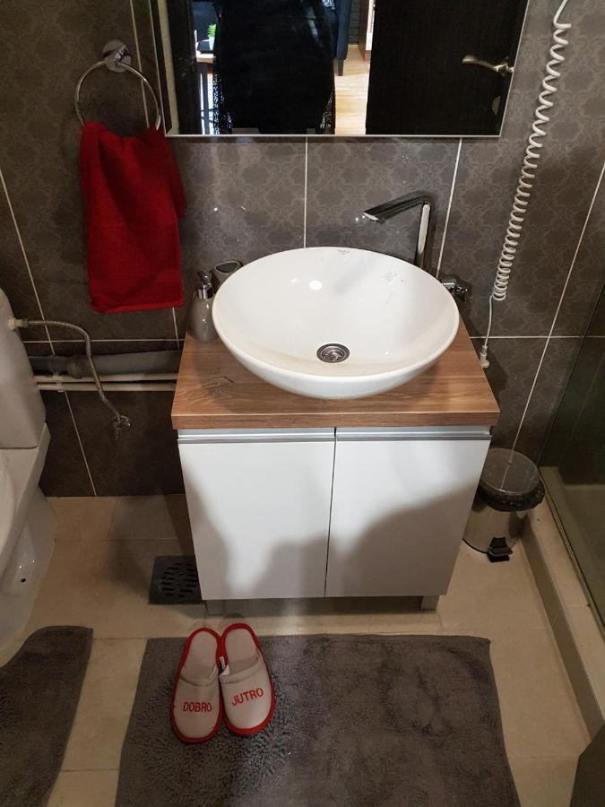 Kraljevi Cardaci, Apartman 7/53 كوباونيك المظهر الخارجي الصورة